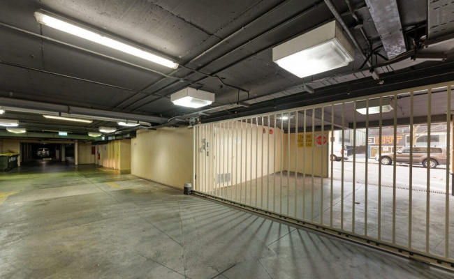 Great Parking Space near CBD