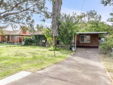 Carport in Balga - close to bus-stop to CBD