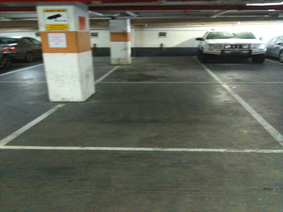 2 CARPARKS IN TANDEM (OR 3 SMALL CARS) - GREAT VALUE