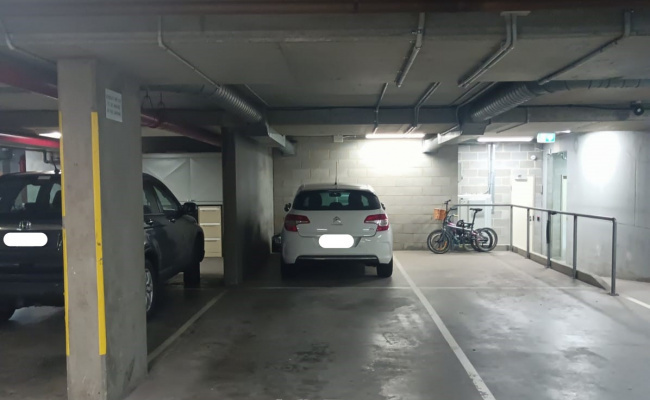 Cheap Secure Undercover Parking - Remote-Controlled Access 24/7