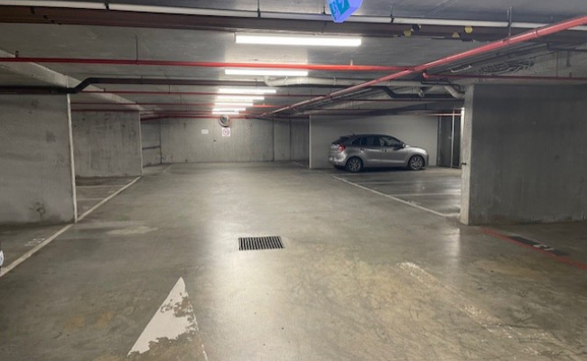 Secure indoor carpark with 24/7 remote control access at St Kilda Rd / Toorak Rd office precinct