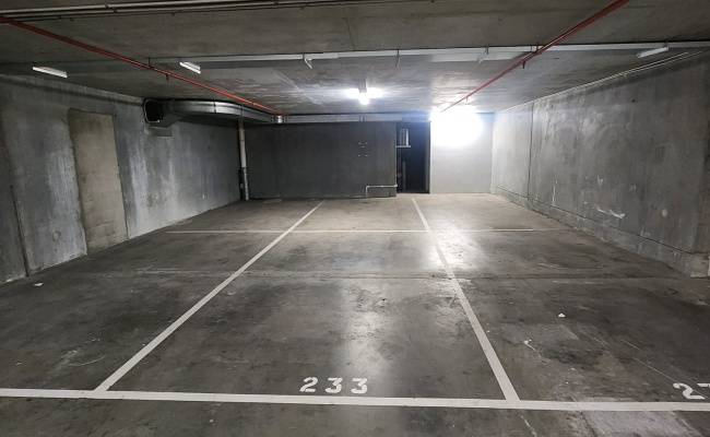 Spacious Secure Indoor Parking with 24/7 Remote Access. Near St Kilda Rd & Toorak Rd.