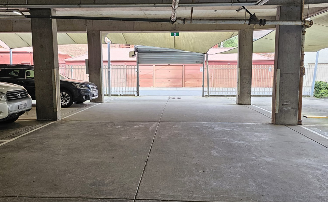 Melbourne - Great Undercover Space