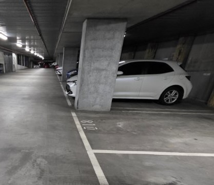 24/7 access. Basement parking&remote.Security patrols.Next to CCTV.Near lifts. St Kilda Rd. FREE GYM