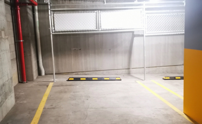Great parking space on CBD, stkilda road, indoor, remote access. Negotiable for long term parking