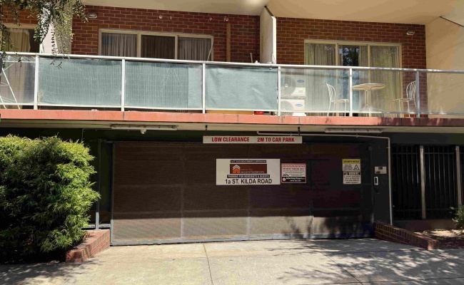 Secure Underground Car Park Near St Kilda Rd, Fitzroy Street, Trams 3, 16, 67