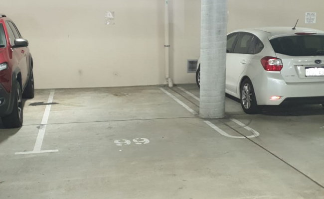 Pristine Parking Near Claremont Train line