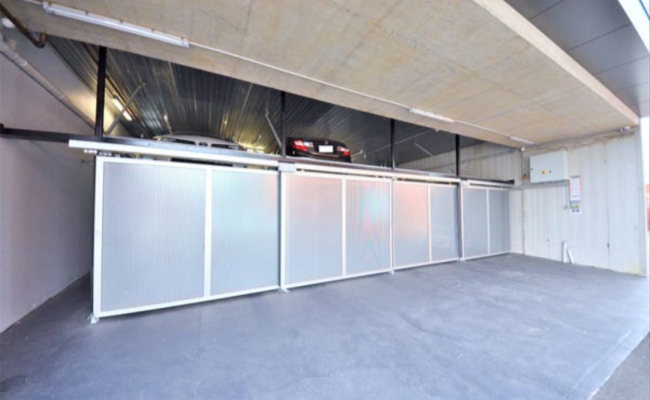 Secure Undercover Car Stacker Parking 1 Minute Walk to Oakleigh Railway Station