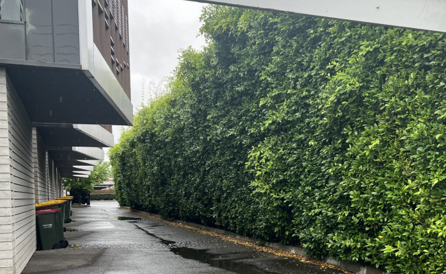 Richmond - Great Outdoor Parking Near Tram Station