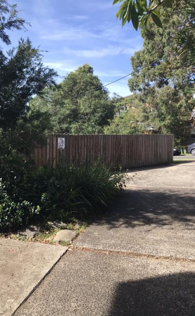 Great outside car space in Sturdee Pde, Dee Why available immediately