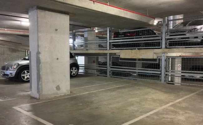 Secure Southbank Parking Near CBD
