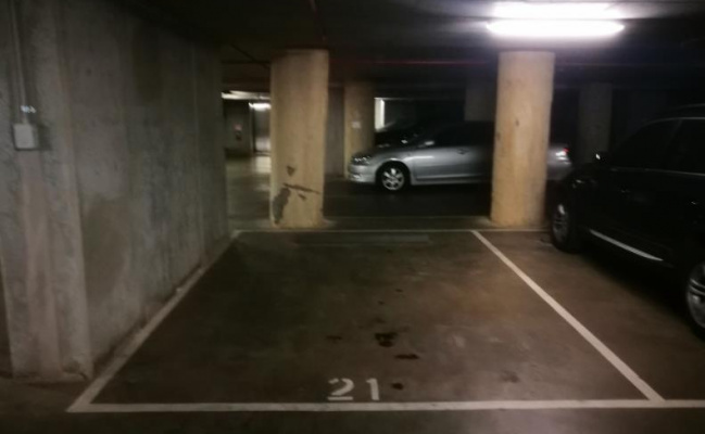 Parking space in Melbourne central area
