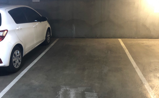 Secured Car Park for lease near Melbourne Uni