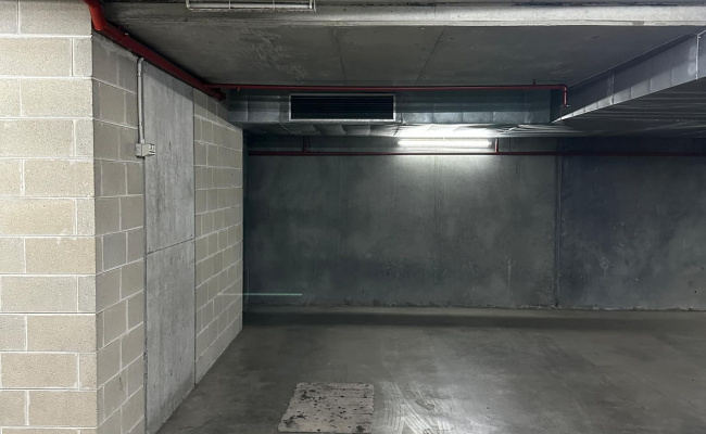 Secure Undercover Reserved Parking in Carlton (next to Uni Melb)