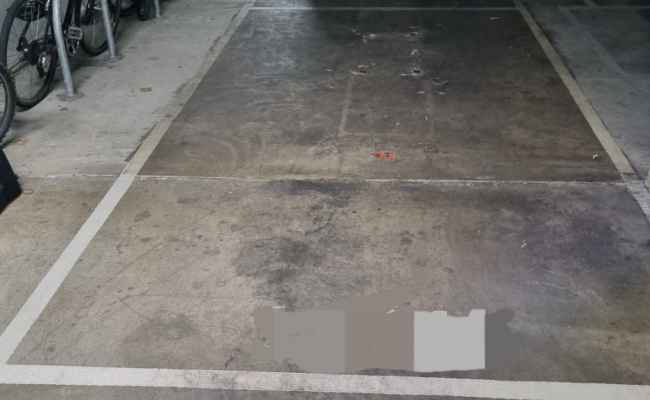 Convenient and safe parking space in Carlton near CBD and university