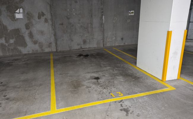 Ground floor easy access Swanton St Indoor Parking space 5 mins Melb Uni  opposite Lincoln Square