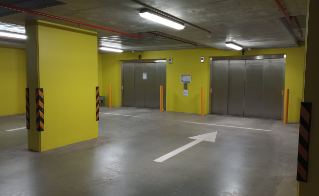 24/7 Secure Underground Car Space with Car Lift on the Fringe of CBD - QVM, RMIT, Melbourne Central