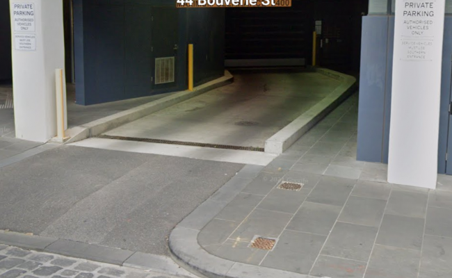 24/7 Secure Underground Car Space with Car Lift on the Fringe of CBD - QVM, RMIT, Melbourne Central
