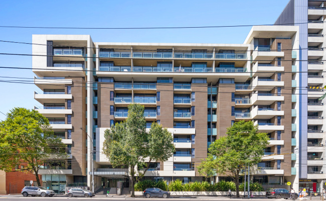 Great Parking Space in Carlton & Near CBD!