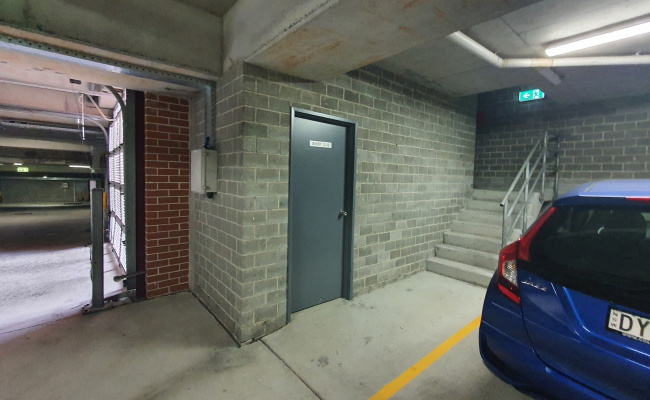 Storeroom 6m2 - Located in a Security Lock-up Basement.