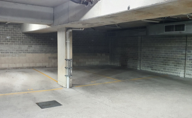 3 Security Car Parking Spaces Balgowlah Shopping Village