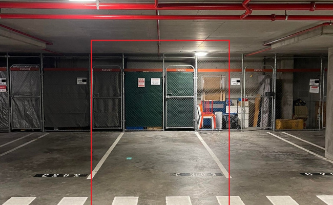 Brisbane City - RESERVED Indoor Car Park near Roma St Station, Law Courts
