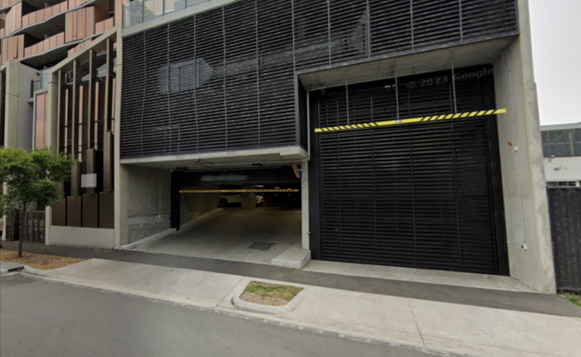 Port Melbourne - Secure Car Parking with Overhead Storage Cage **50% OFF on 1st Month for On-going**