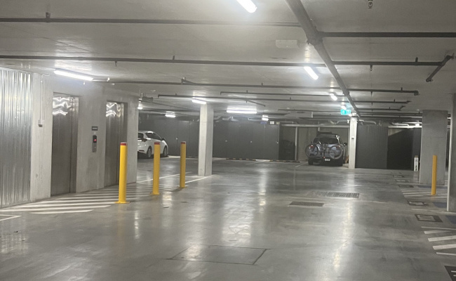 Underground secure (month-to-month) parking spot in Kingston, ACT