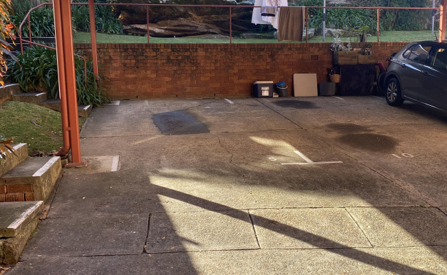 Quite, convenient, and safe parking space near Manly CBD.- ONLY AVAILABLE UNTIL 31/5/24