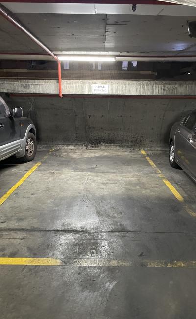 Good parking space middle of CBD