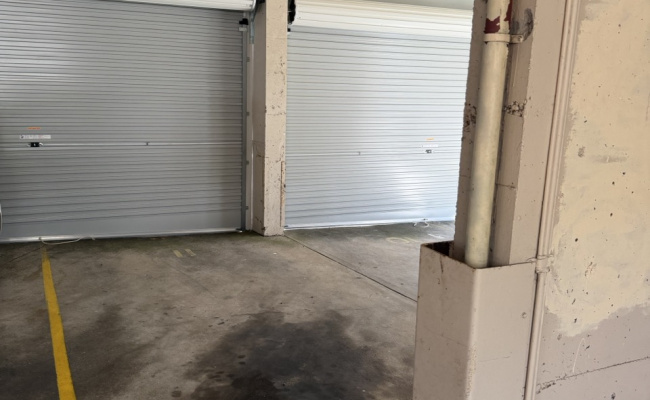Indoor parking spot - few mins from Redfern metro
