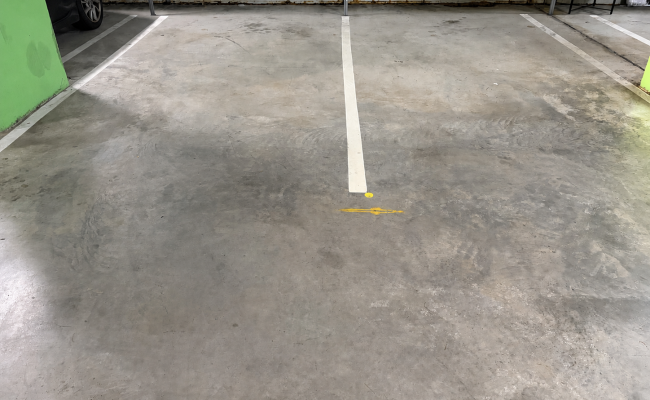 Secure indoor parking, 7 min to station and 3 min to westfield