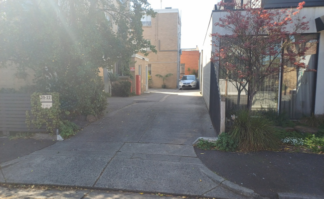 Undercover parking space in Abbotsford, 4km from CBD, easy access to public transport