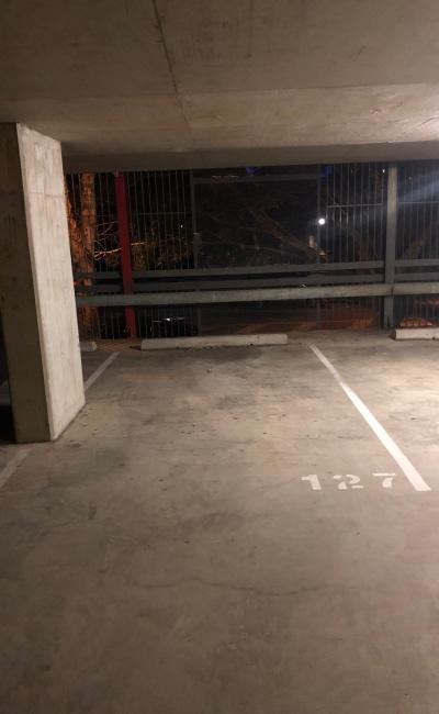 Indoor lot parking on Vernon Terrace in Teneriffe Indoor lot parking on Vernon Terrace in Teneriffe