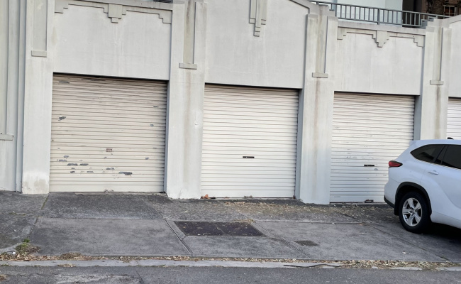 Bellevue Hill parking near Bondi Junction