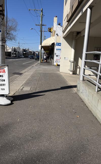 Richmond close to CBD private car space