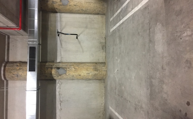Secure parking close to RMH and UniMelb available just before Christmas