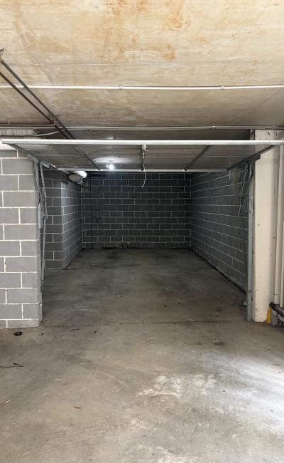 Covered garage in Rosehill - gated access