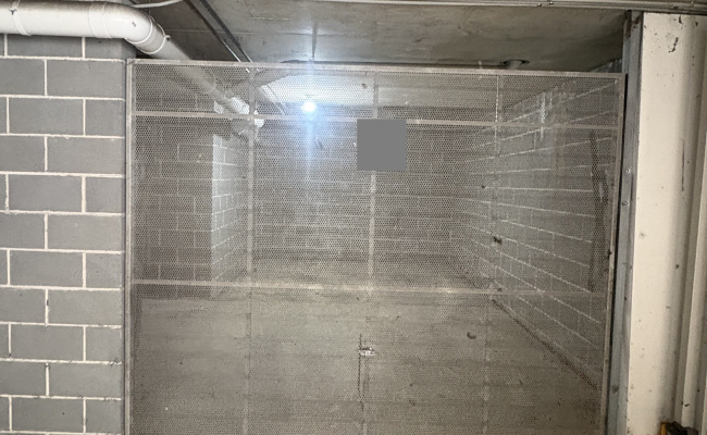 Covered garage in Rosehill - gated access
