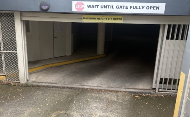 Covered garage in Rosehill - gated access