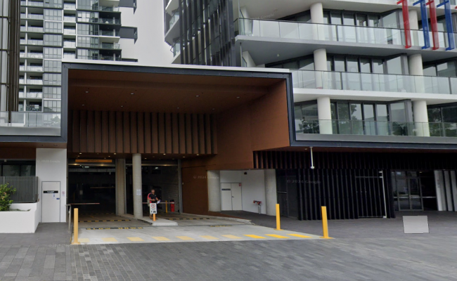 Great parking space near Macquarie Centre