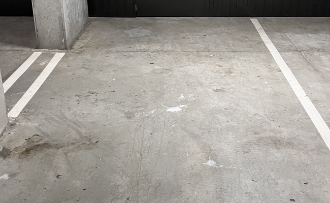 Great parking space near MQ Centre