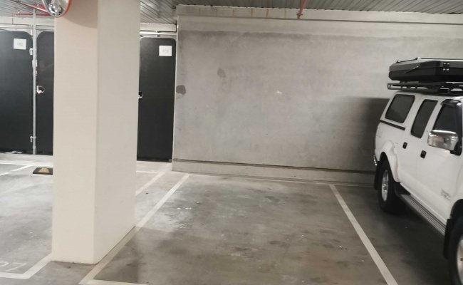Docklands  - Secure Indoor Parking Near Marvel Stadium - Long Term available