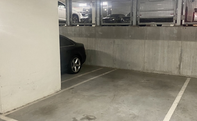 Secure Indoor Parking Space in Docklands