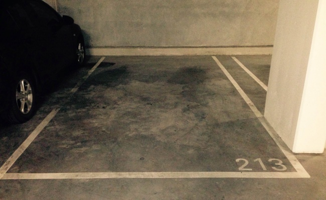 24/7 Secured Car park available in Docklands