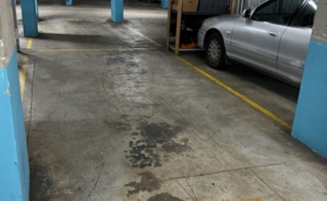 Sheltered parking near Fishmarket, Pyrmont