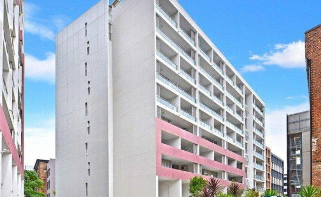 Car Space for rent in Ultimo