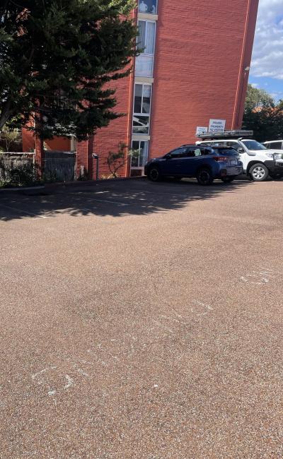 Mosman Park - Outdoor Parking Near Monument Hill Park