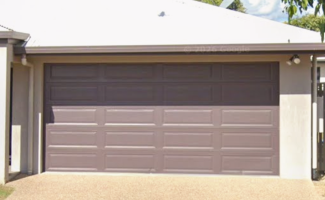 Lock up Secured Garage in Rasmussen 
