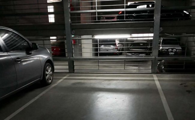 Indoor lot parking on Whiteman Street in Southbank Indoor lot parking on Whiteman Street in Southbank